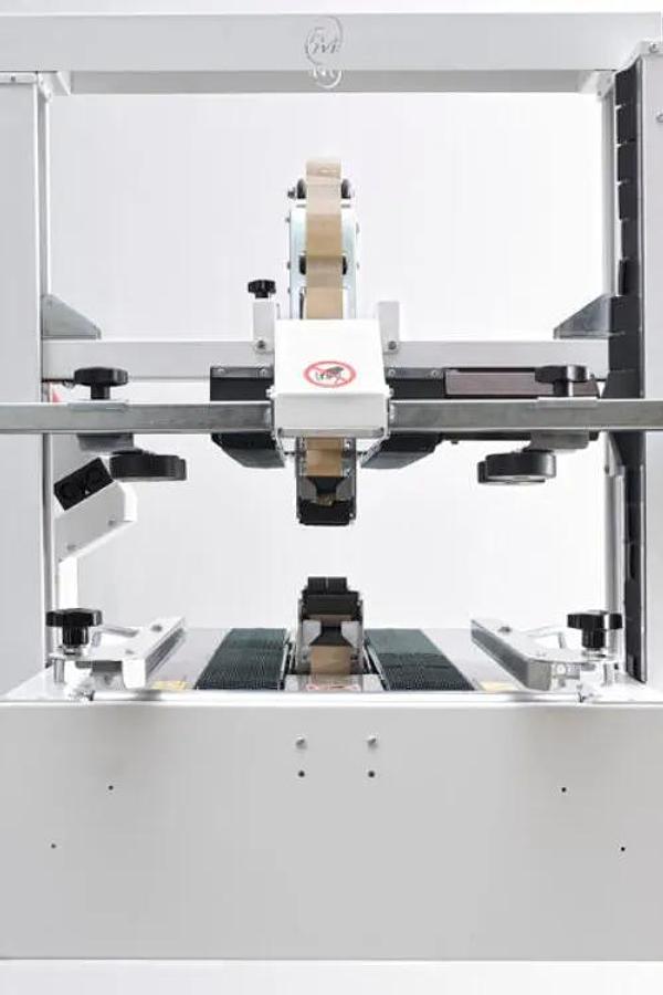 Cyklop Semi Automatic Case Sealer: CT 303 TB