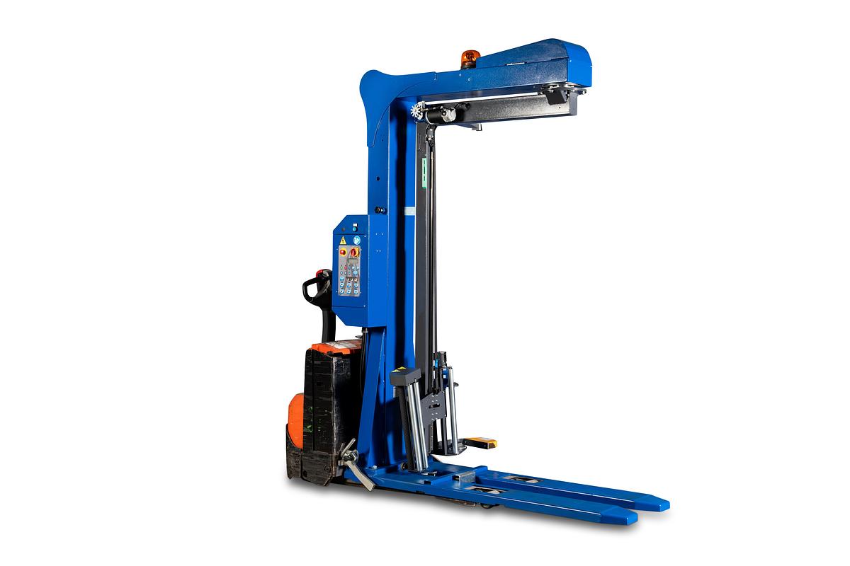 C-One Motus Semi-Automatic Pallet Wrapper