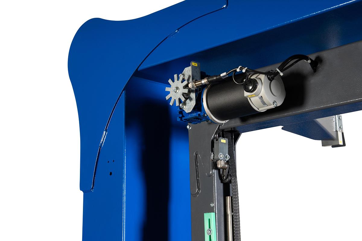 C-One Motus Semi-Automatic Pallet Wrapper