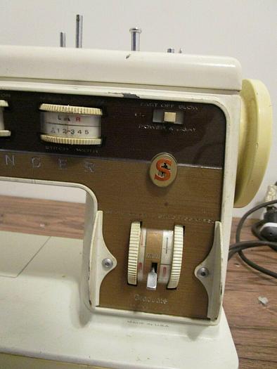 Used VINTAGE SINGER GRADUTE 6705 SEWING MACHINE