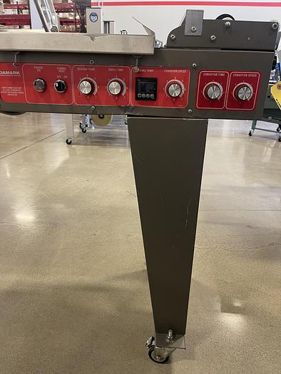 Refurbished Refurbished Damark MP3 combo shrink system