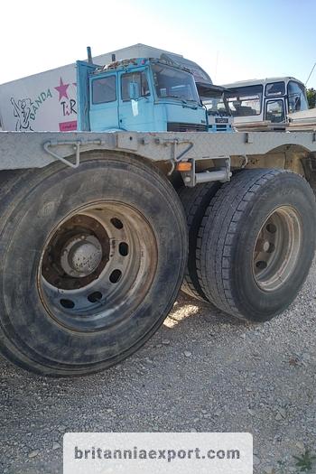 Used 1993 SCANIA P93 H 250 6X2 air con flatbed truck