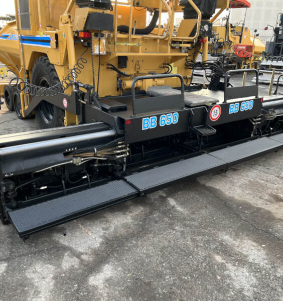 Usado 2005 Bitelli BB 650 DT