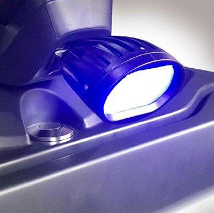 Electric rider tugger - Tow tractor - High capacity - Tight turning radius.