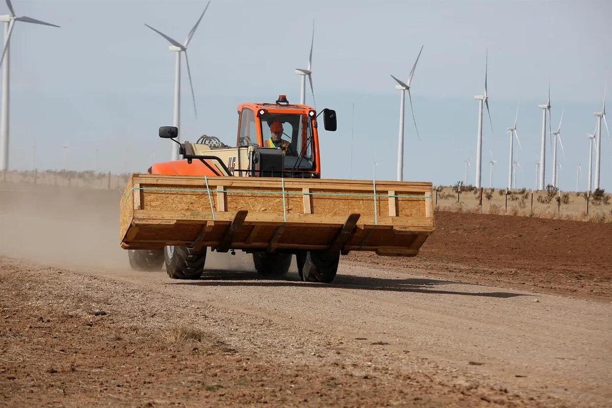 17,000lb. Telehandler, 31 ft., Variable Reach