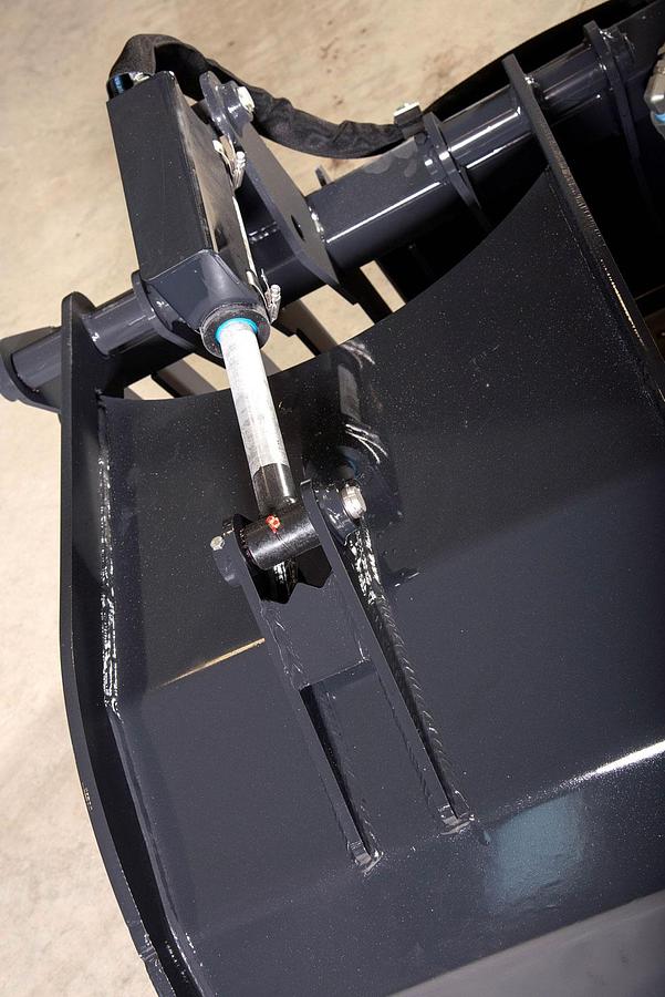 2026 Jenkins Skeleton Grapple Width (single claw) 48"