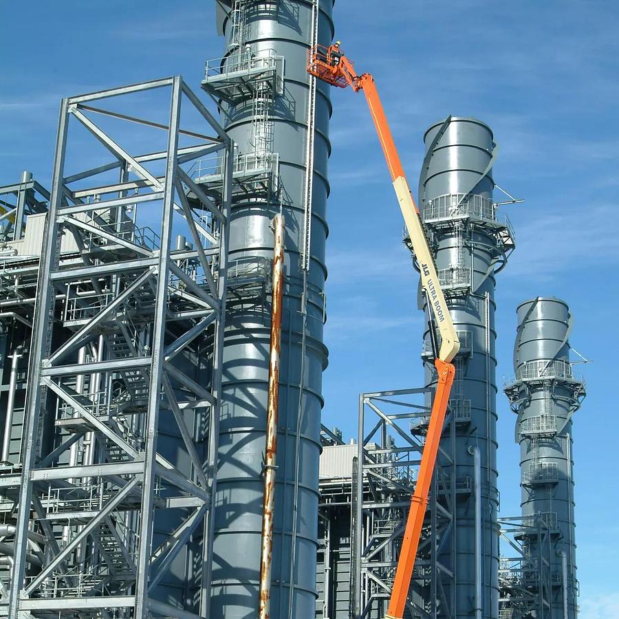 125 ft. Articulating Boom Lift, Diesel or Gas/LP