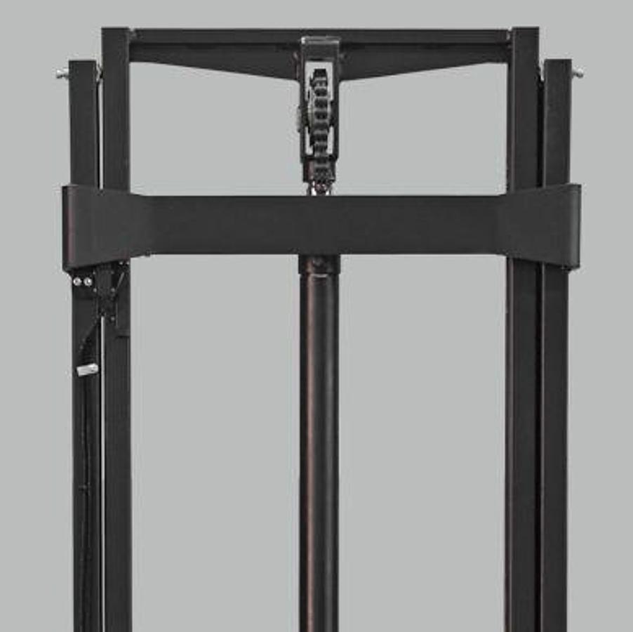 Lithium powered counterbalanced stacker - Light-duty - High productivity.