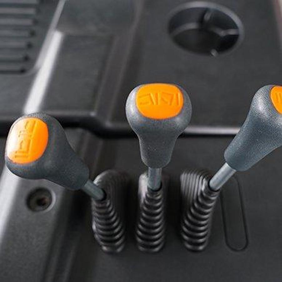 Electric mast reach counter balance stacker - Heavy-duty - Highly productive.