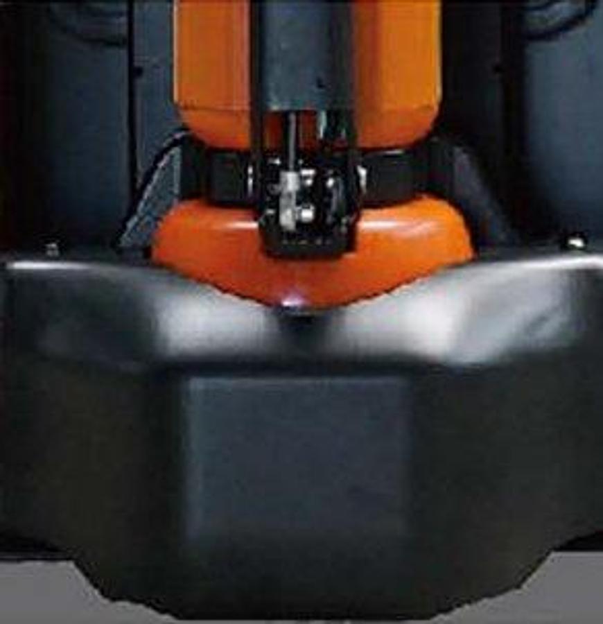 Lithium-ion powered electric pallet truck - Medium duty - Tight turning.