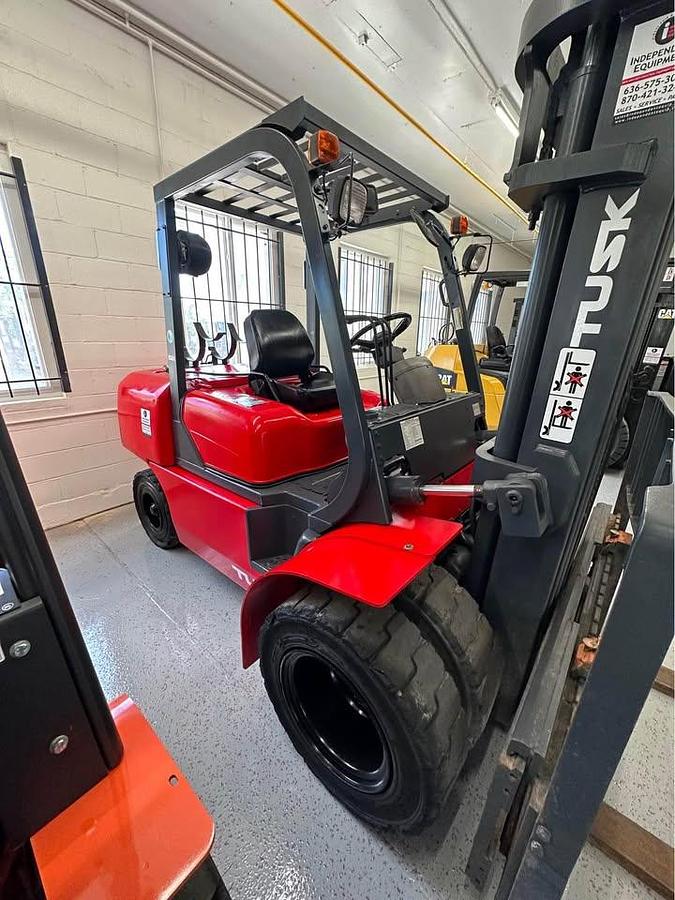 Used 2014 TUSK/KOMATSU 1000PG-8