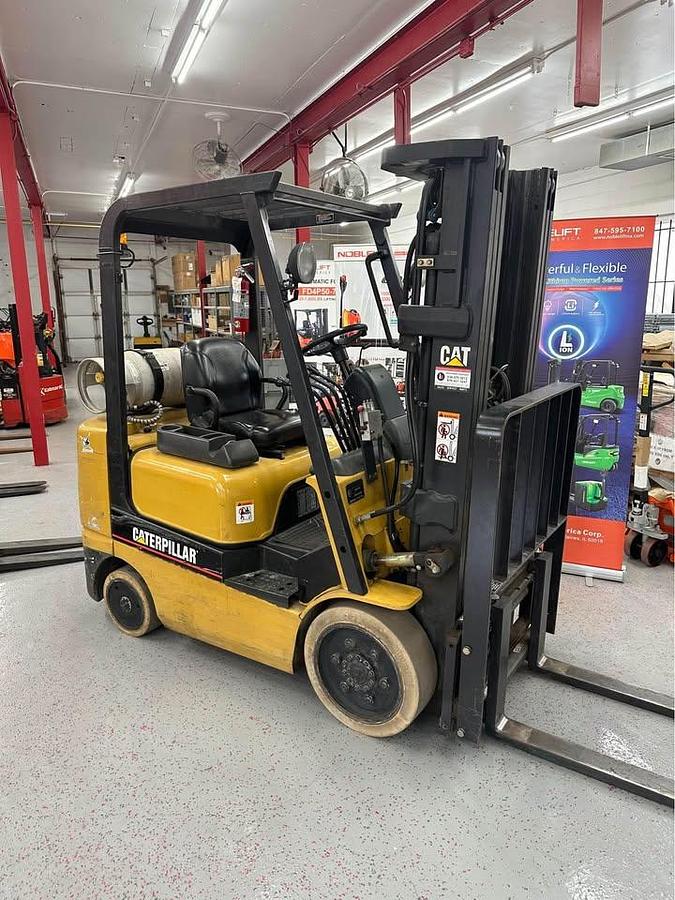 Used CATERPILLAR GC25K