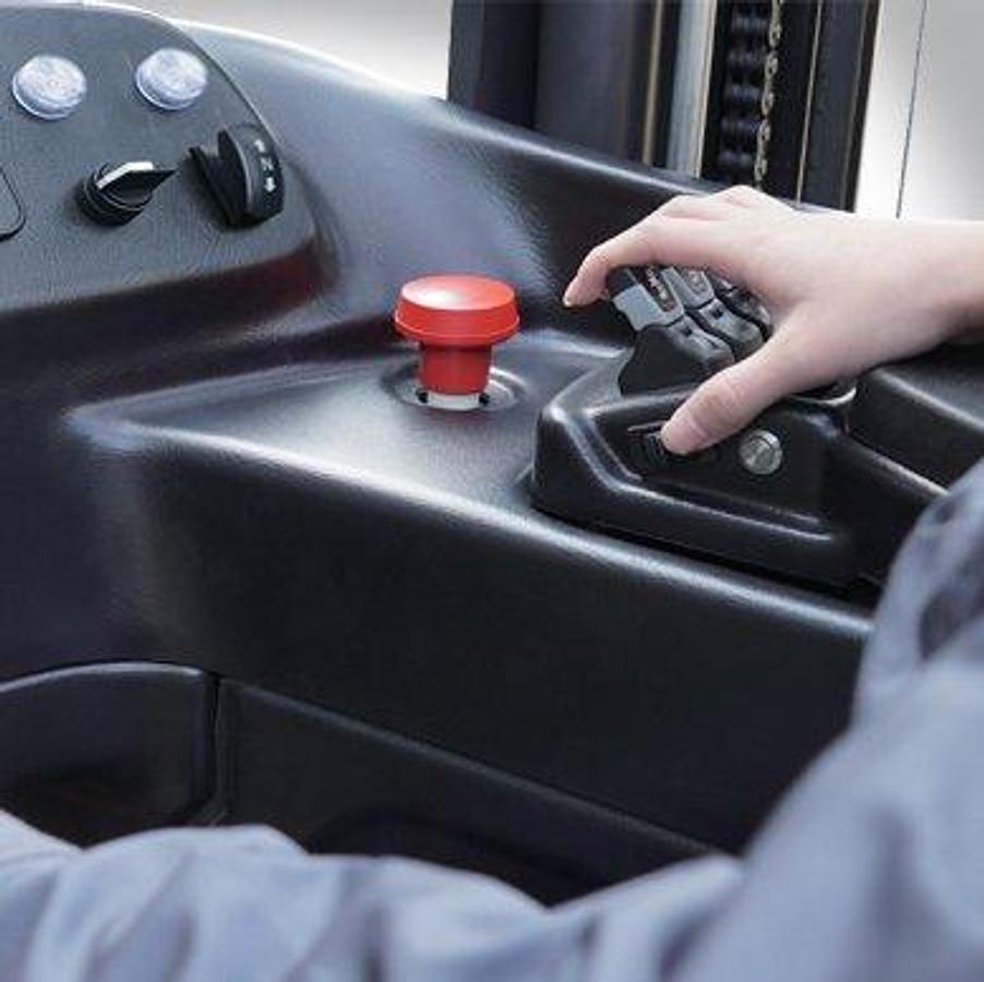 AC powered very narrow aisle forklift - High lift height - High mobility.