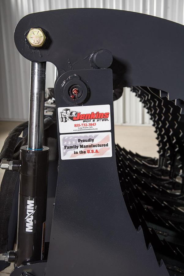 2026 Jenkins Brush Grapple 76"