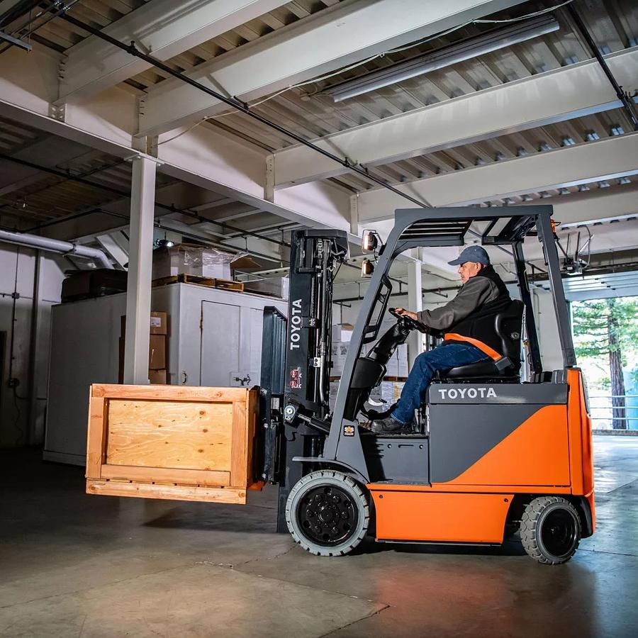 6,000 lb. Electric Warehouse Forklift, Cushion Tires