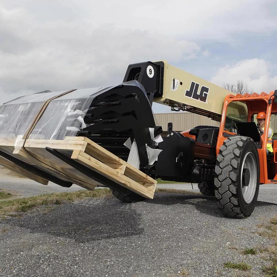 9,000 lb. Telehandler, 30-45 ft., Variable