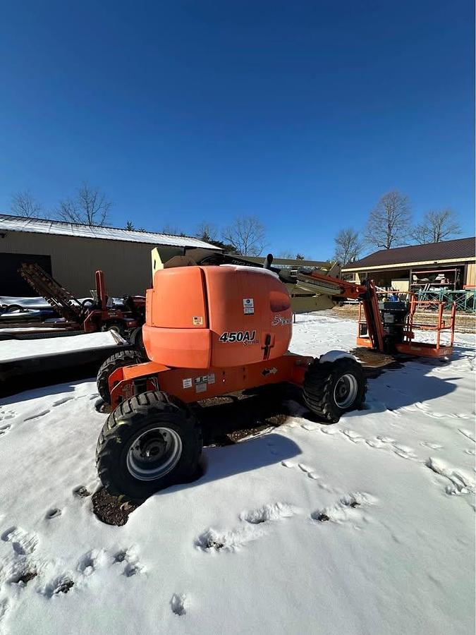 Used 2013 JLG 450AJ SERIES 2