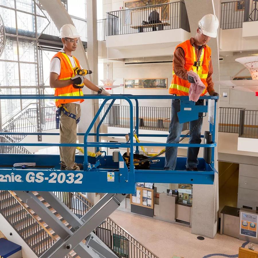 20-21 ft. Scissor Lift, Electric, Narrow