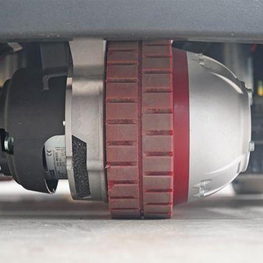 Ride-on electric industrial scrubber - Large sized spaces - 74,163 sq feet/hour.