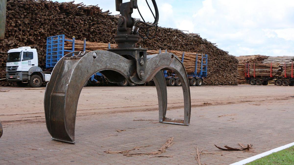 2026 Robotec Combination Grapple CHD Series
100CHD-RT1002