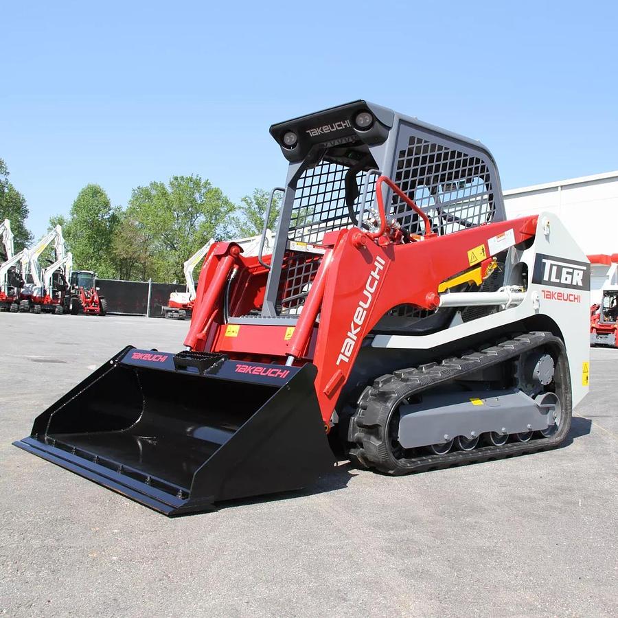 1,800-1,900 lb. Compact Track Loader