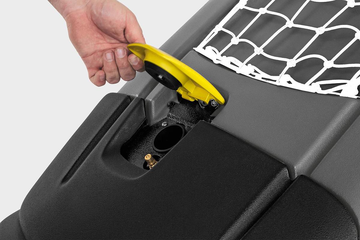 Commodore™ DUO + 225 Ah Wet