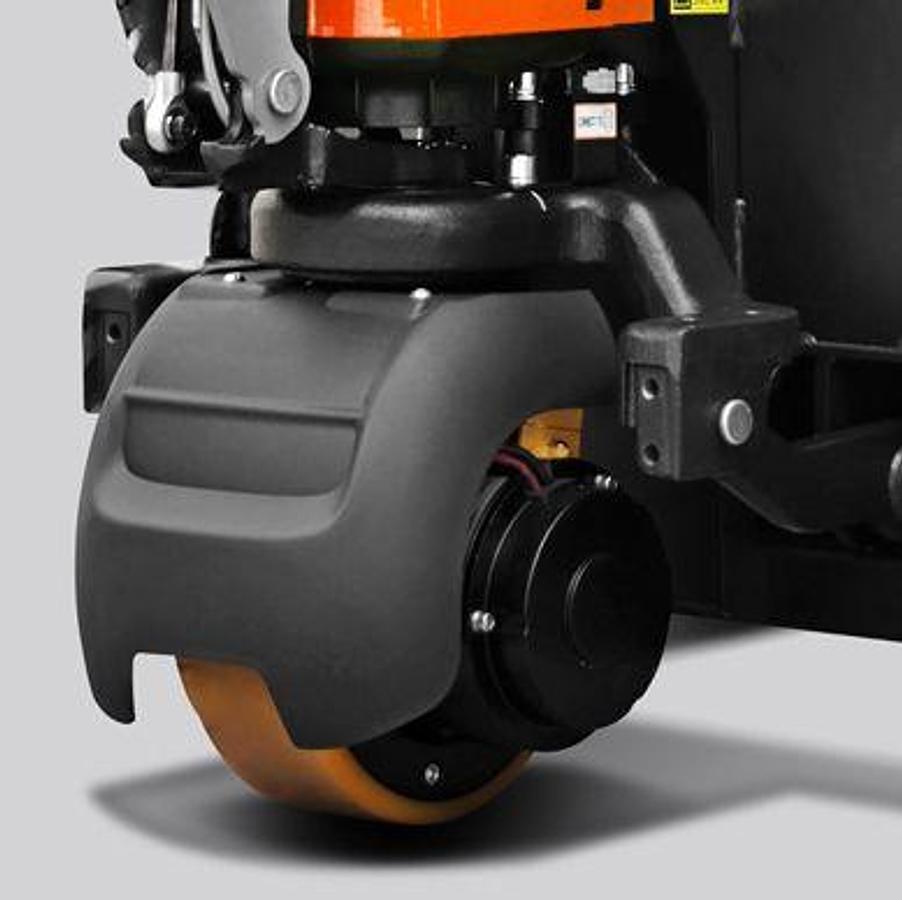 AVANT Lithium powered electric pallet jack - Compact - Tight turning.