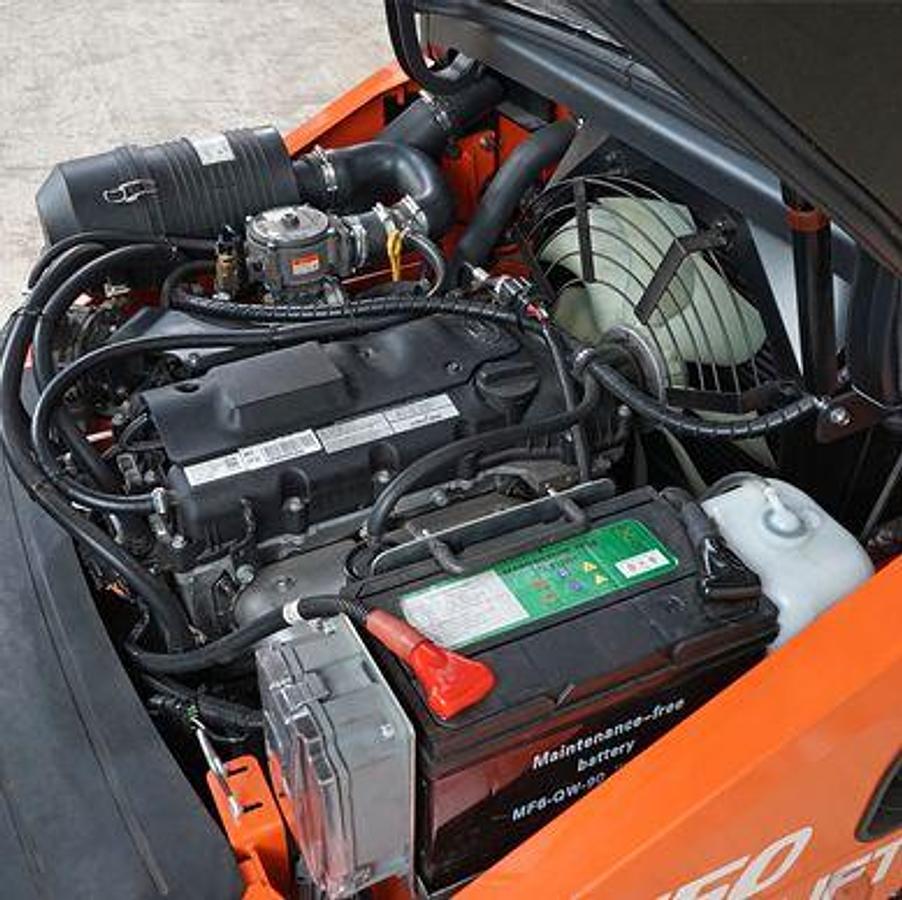 FL4P60N LPG
6,000 lb Capacity
4-Wheel LPG Forklift
118 in (2-Stage, Std) Lift Height
Solid Pneumatic Tires