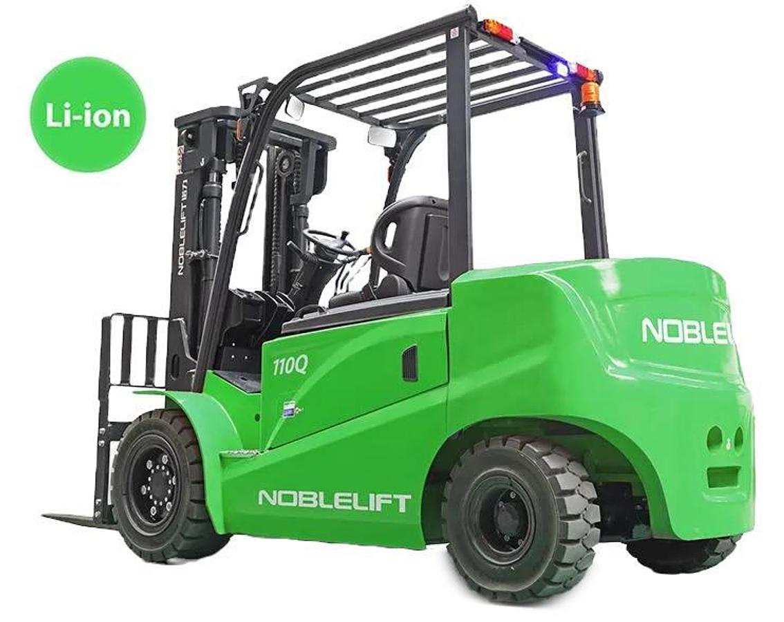 FE4P110Q
11,000 lb Capacity
4-Wheel Lithium-ion Forklift
197 in (3-Stage) Lift Height