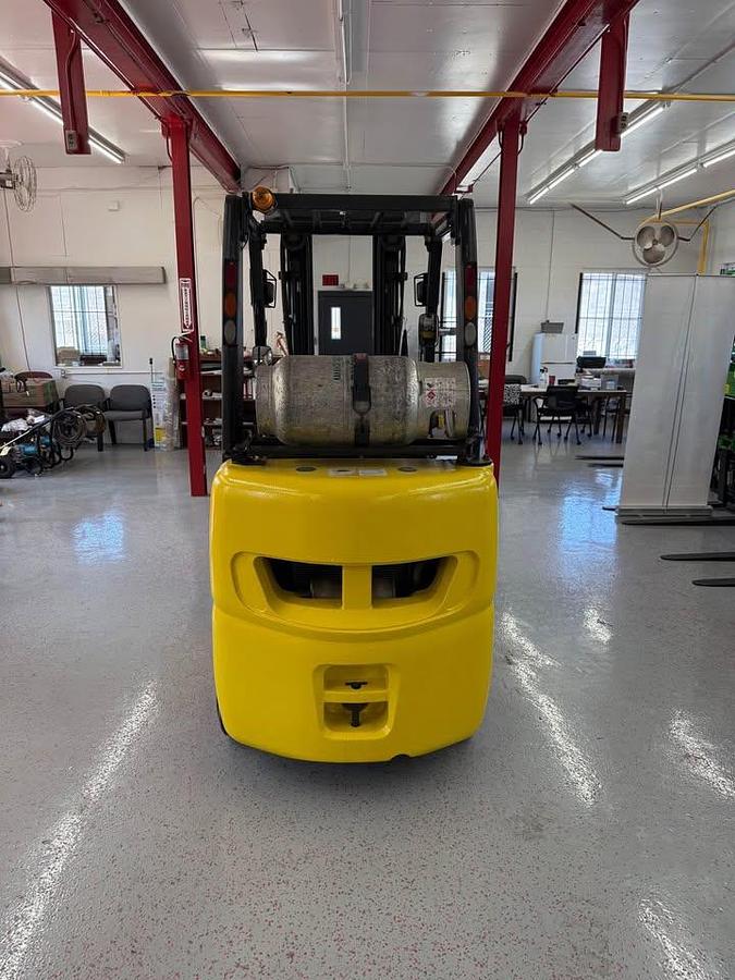 Used TCM/UNICARRIER  5,000lbs Capacity Cushion Forklift FLCG25L-A1