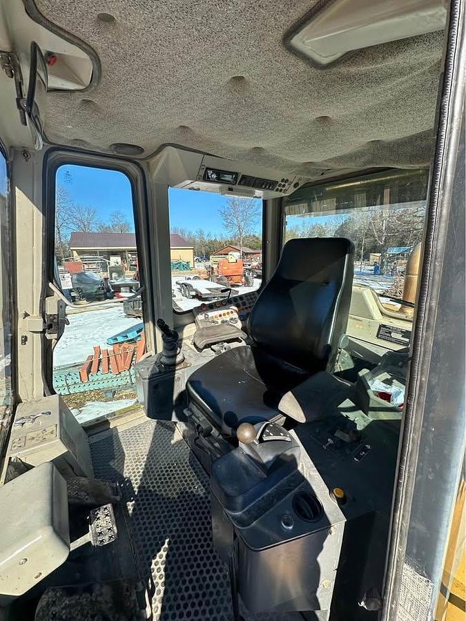 Used JOHN DEERE 755C SERIES 2