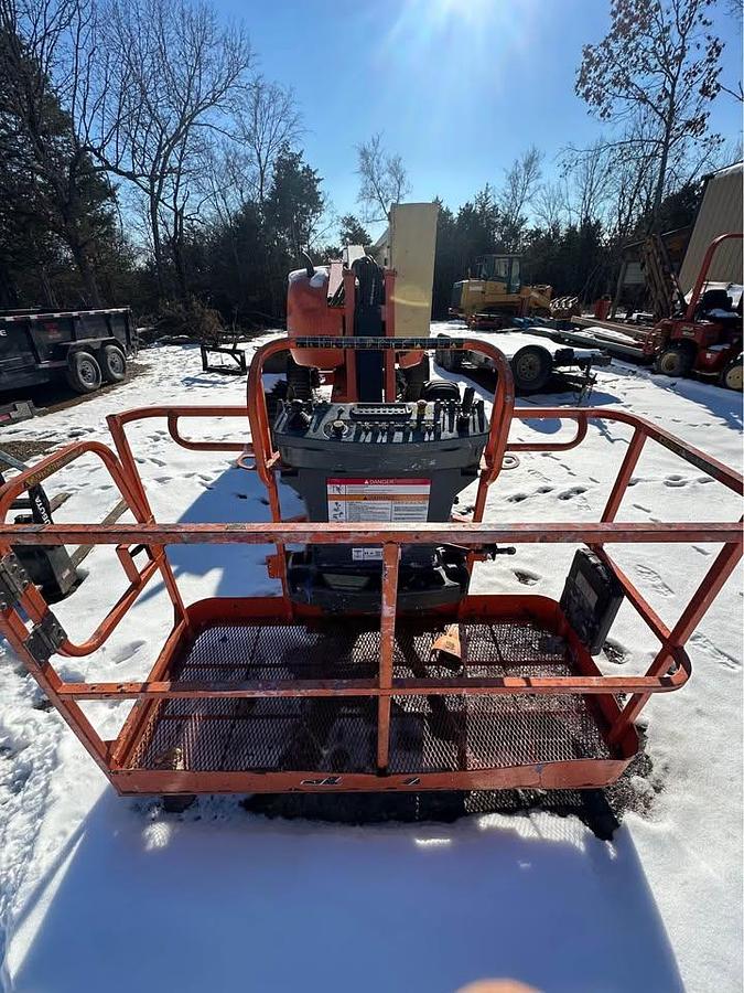 Used 2013 JLG 450AJ SERIES 2