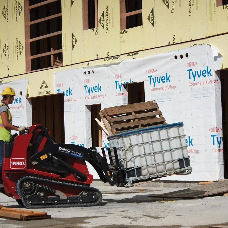 900-1,000 lb. Compact Track Loader