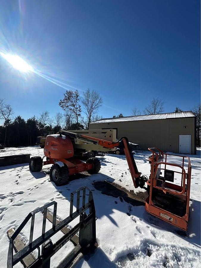 Used 2013 JLG 450AJ SERIES 2
