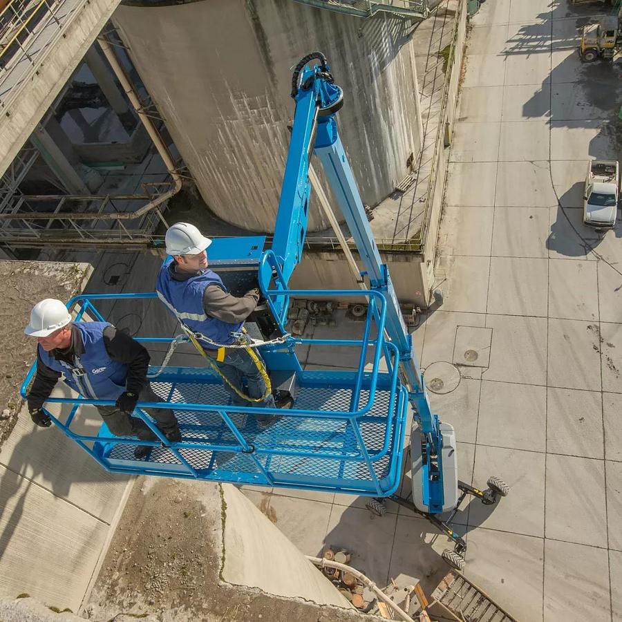 150 ft. Telescopic Boom Lift, Diesel