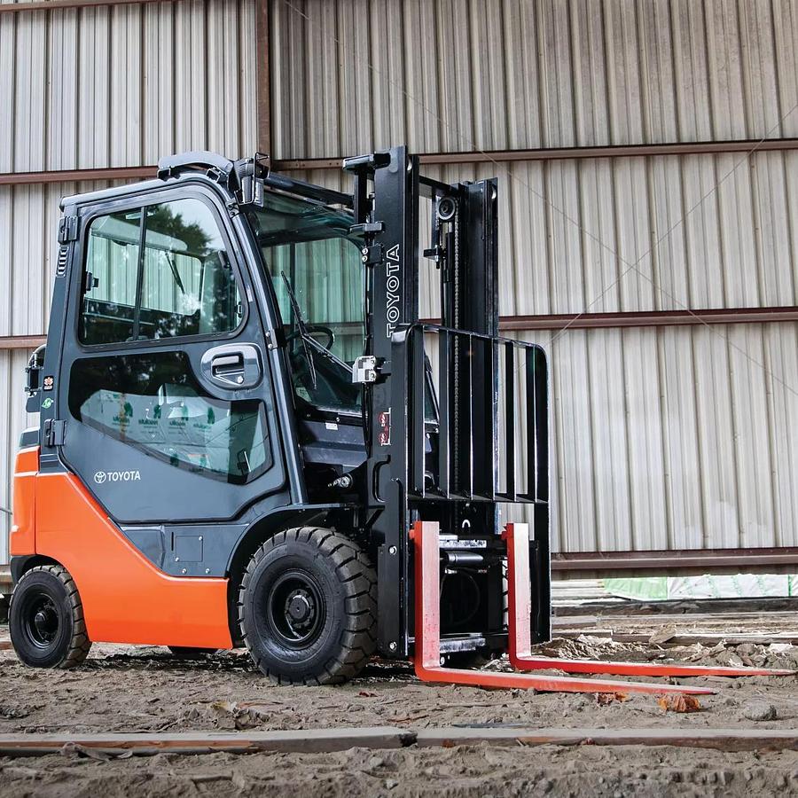5,000 lb. Gas/LP Warehouse Forklift, Pneumatic Tires