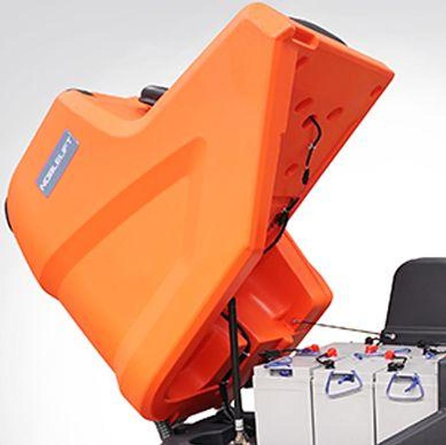 Ride-on electric industrial scrubber - Large sized spaces - 74,163 sq feet/hour.