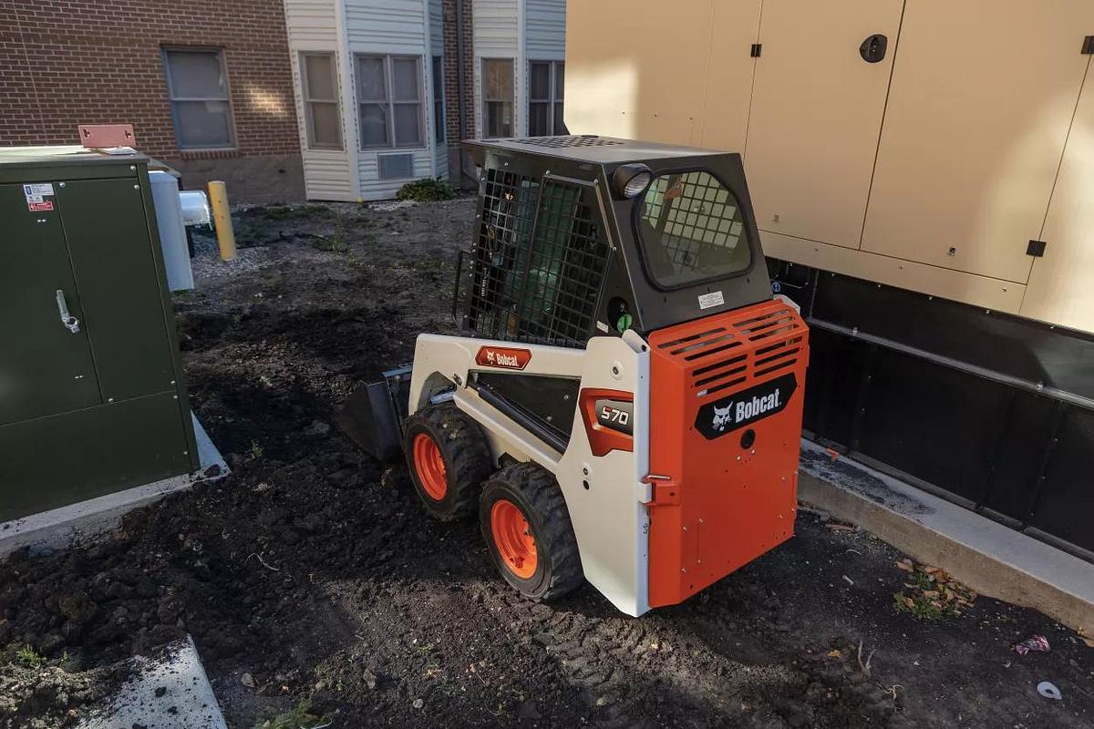 700 lb. Skid Steer