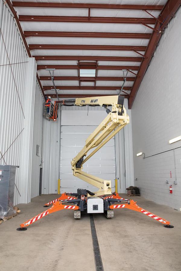 77 ft. Atrium Lift, Electric, Narrow