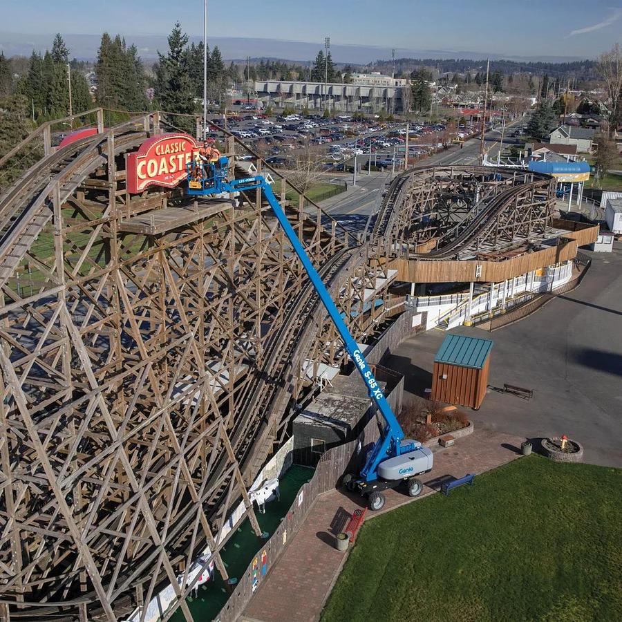 65-70 ft. Telescopic Boom Lift With Tracks, Diesel or Gas/LP