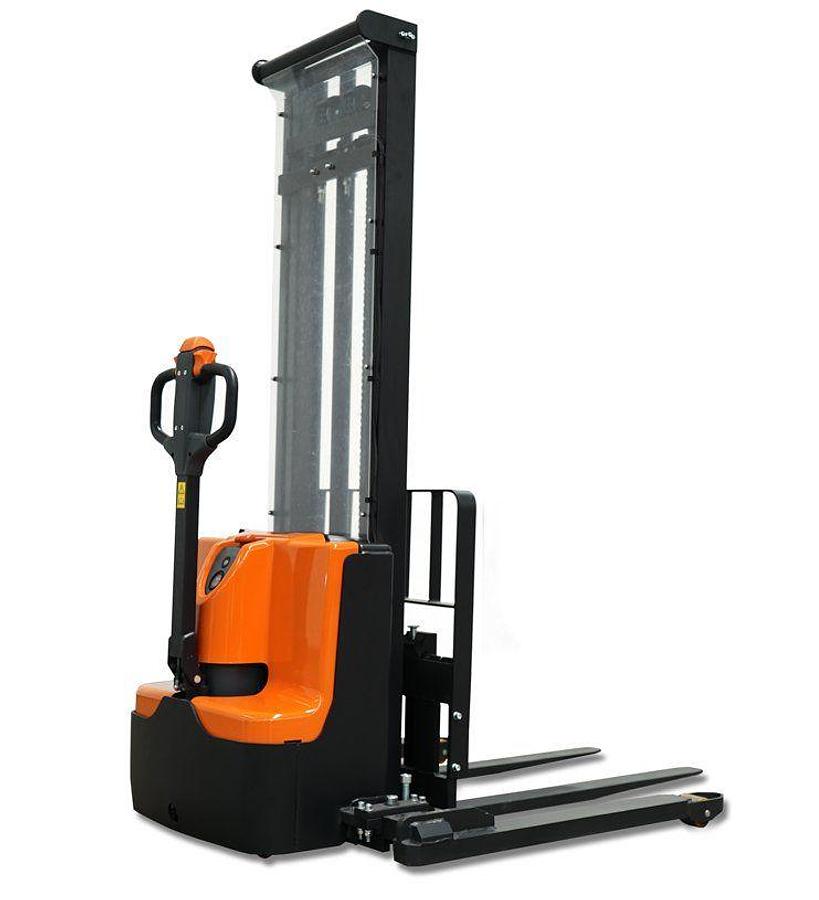 PSE22SL-138
2,200 lb Capacity
Electric Stacker
138 in (2-Stage) Lift Height
Polyurethane Tires