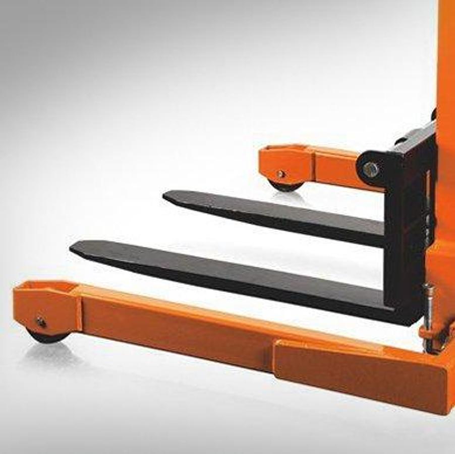 SFH22-118
2,200 lb Capacity
Manual Stacker
118 in (2-Stage) Lift Height
Polyurethane Casters Tires
