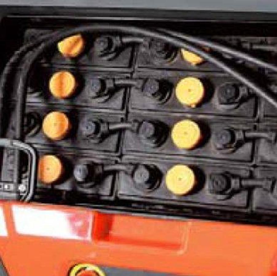 Professional electric walkie straddle stacker - Heavy-duty - High productivity.