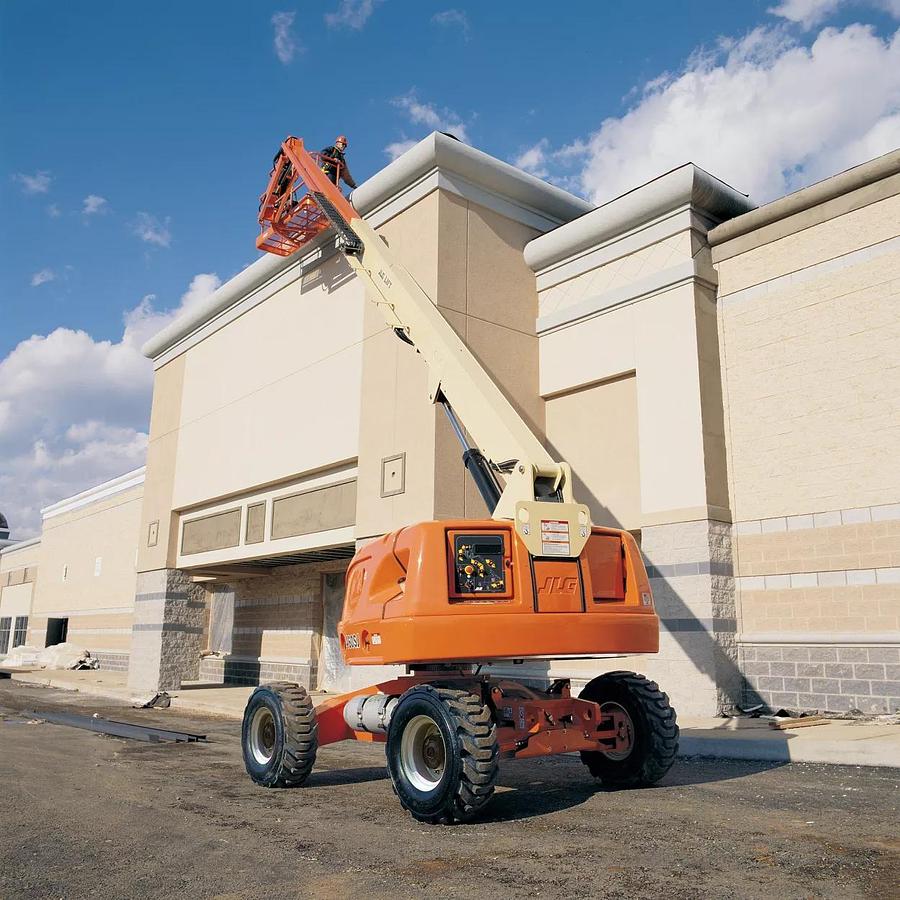 45-50 ft. Telescopic Boom Lift, Diesel or Gas/LP