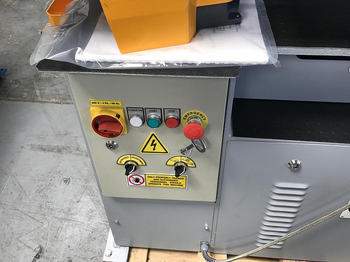 UZMA 60 ton 5 station Hydraulic steelworker