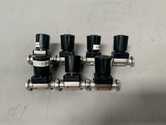 Used Crane-Saunders 4-76456-1-1 .5" 316L Stainless Steel Diaphragm Valve