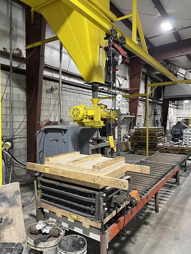 Used DEPENDABLE COMPACTION TABLE