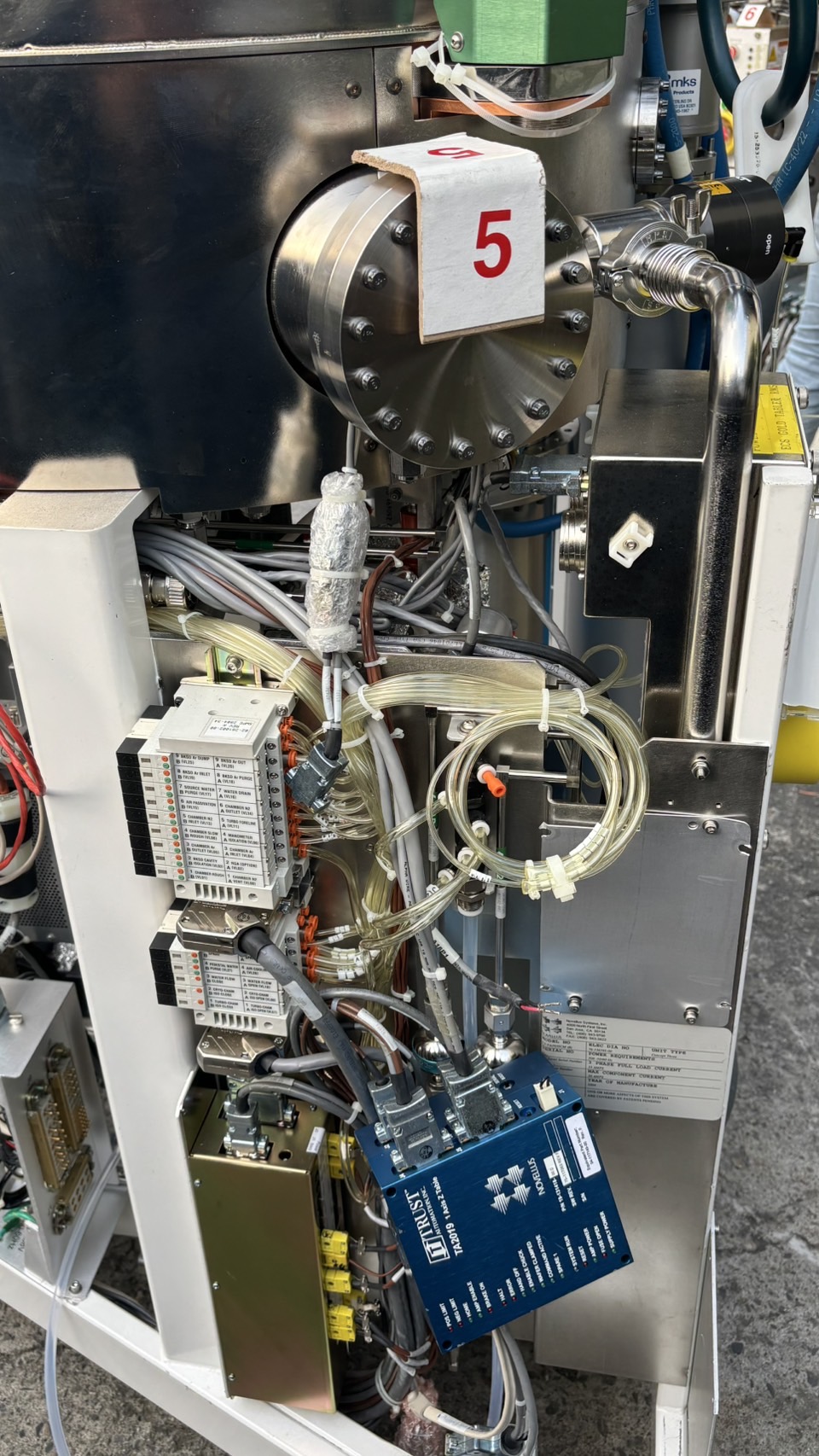 Used Novellus Inova XT 300mm PVD