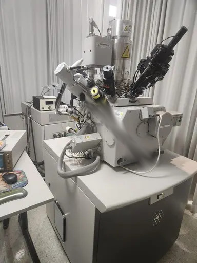 Used THERMOFISHER SCIENTIFIC / FEI / PHILLIPS Strata 400S