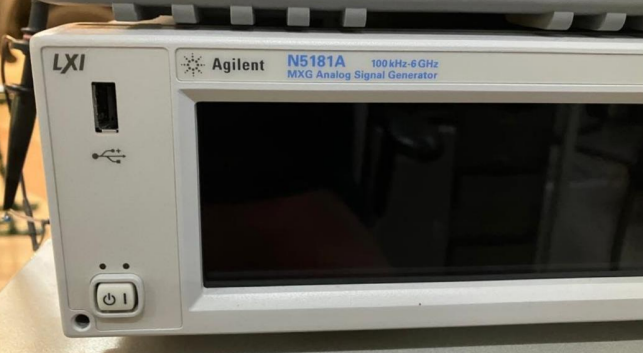 Used Agilent  N5181A MXG RF Analog Signal Generator